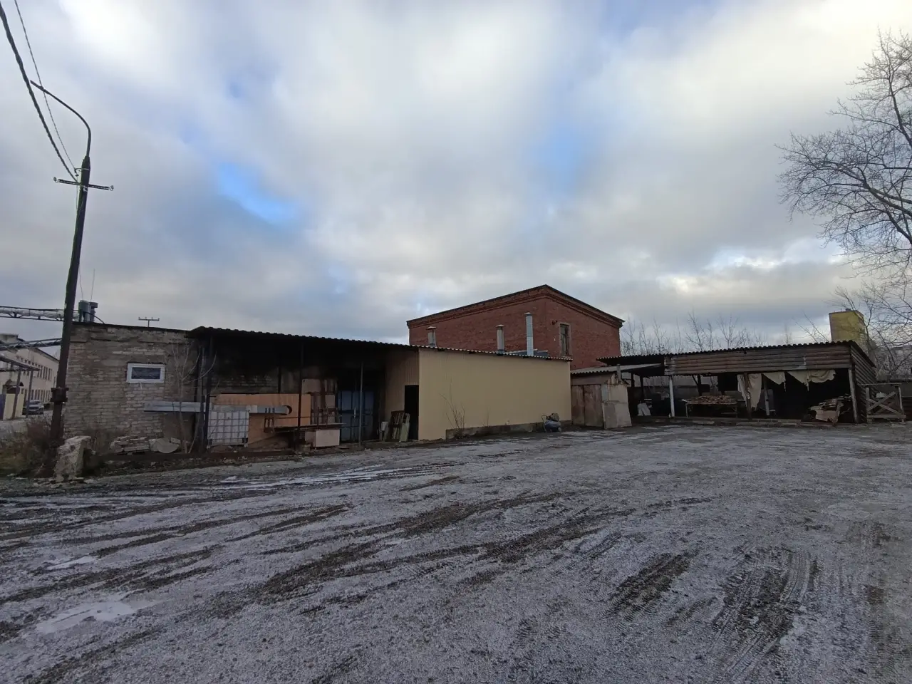 Помещение свободного назначения 427 м²