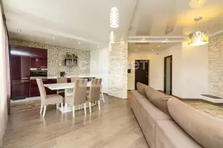 2-комн. квартира 111,2 м² — фото 4