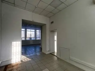 Помещение свободного назначения 161 м² — фото 5
