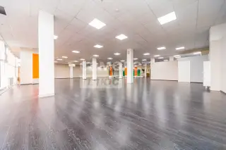 Помещение свободного назначения 2400 м² — фото 4