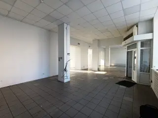 Помещение свободного назначения 161 м² — фото 3